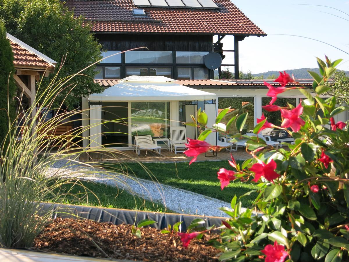 Hotel Hirschenstein Achslach Exterior photo